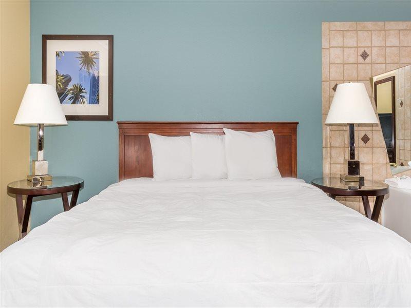 Hotel Travelodge By Wyndham 2*
