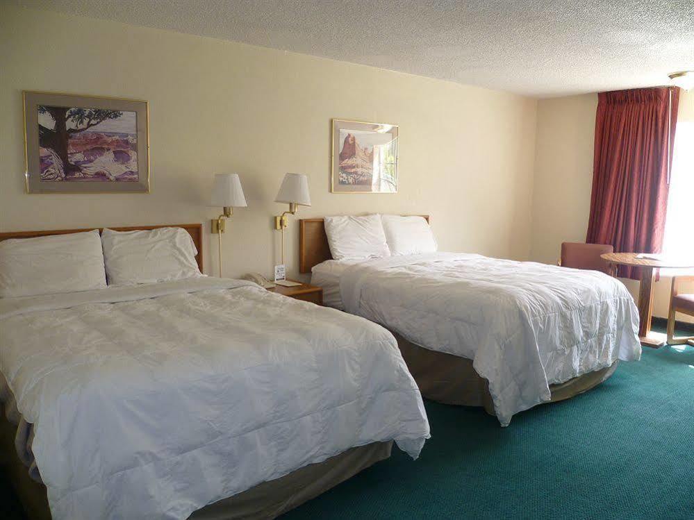 Travelodge By Wyndham 2*